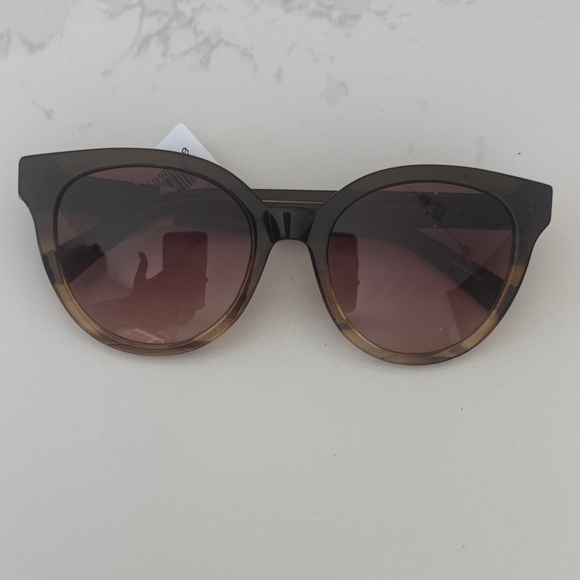 Longchamp Sunglasses 53mm Honey NWT - Picture 12 of 13